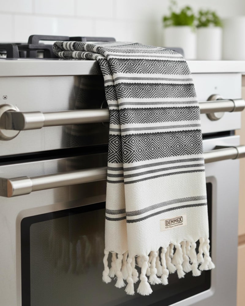 DEMMEX Organic Turkish Hand Towels for Bathroom â€“ 100% Oeko-TEX Certified Turkish Cotton, Quick Dry, Lightweight Kitchen & Travel Towels, Diamond Weave, Large 18x36 Inches, Set of 2, Black - Image 5